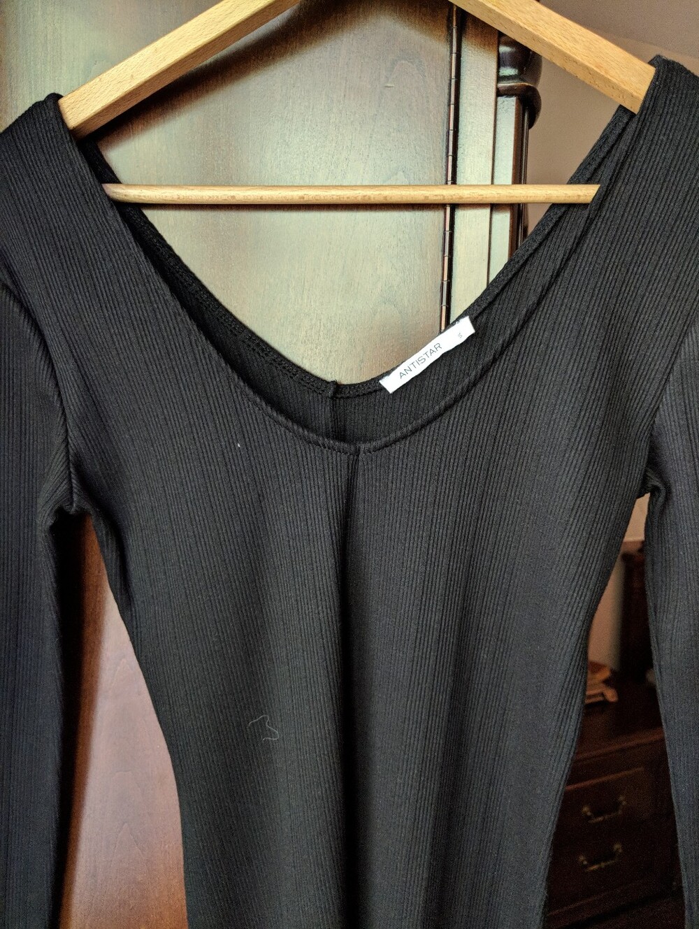 Anistar Black Ribbed V Neck Dress